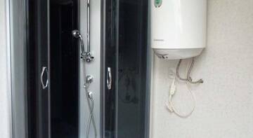 Фото номера Трехместный номер эконом-класса Гостевой дом Надеждино г. Черновская 2